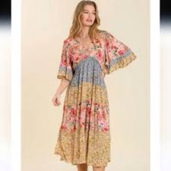Umgee Dresses & Skirts - Umgee NWOT Bohemian Tiered Pastel Floral Midi Dress 👗 with Empire Waist